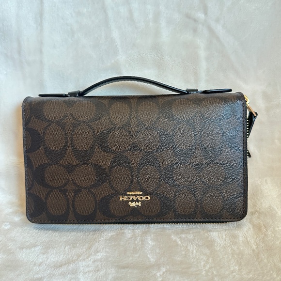 NWT! Coach F23552 Double Zip Travel Wallet In Signature Canvas Card Phone Pouch - Picture 1 of 11
